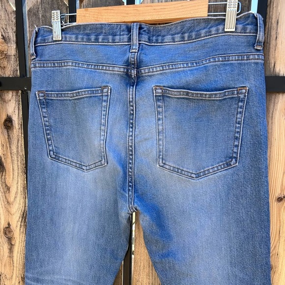 EVERLANE Straight Leg Medium Wash Jeans - Picture 4 of 7